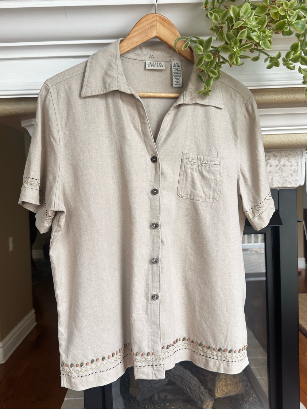 Vintage 90s Linen Tan Button Down Shirt with Natural Beaded Designs Size L